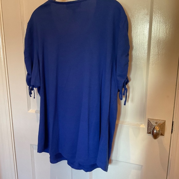Karen Scott royal blue tee with rouched shoulder detail, XL - Picture 2 of 5